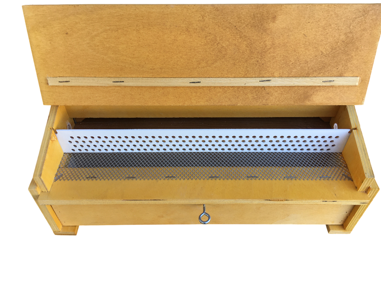 Tettino aperto su trappola raccolta polline con griglia e rete inox visibili